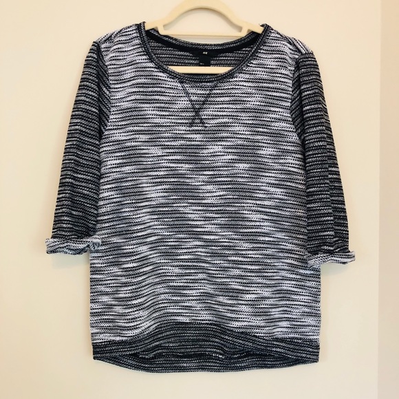 H&M Tops - H&M Black White 3/4 Sleeve Top Small C53